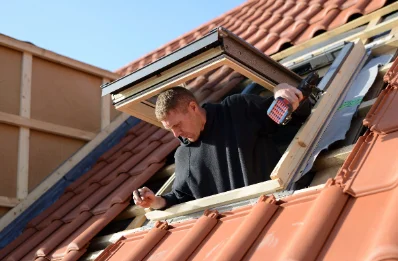 Pose de fenêtres de toit Velux à Tendron